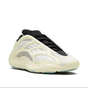 adidas Yeezy 700 V3