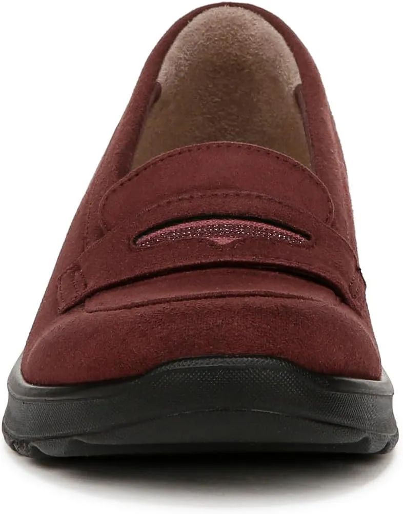 BZees Women's Gamma Loafer