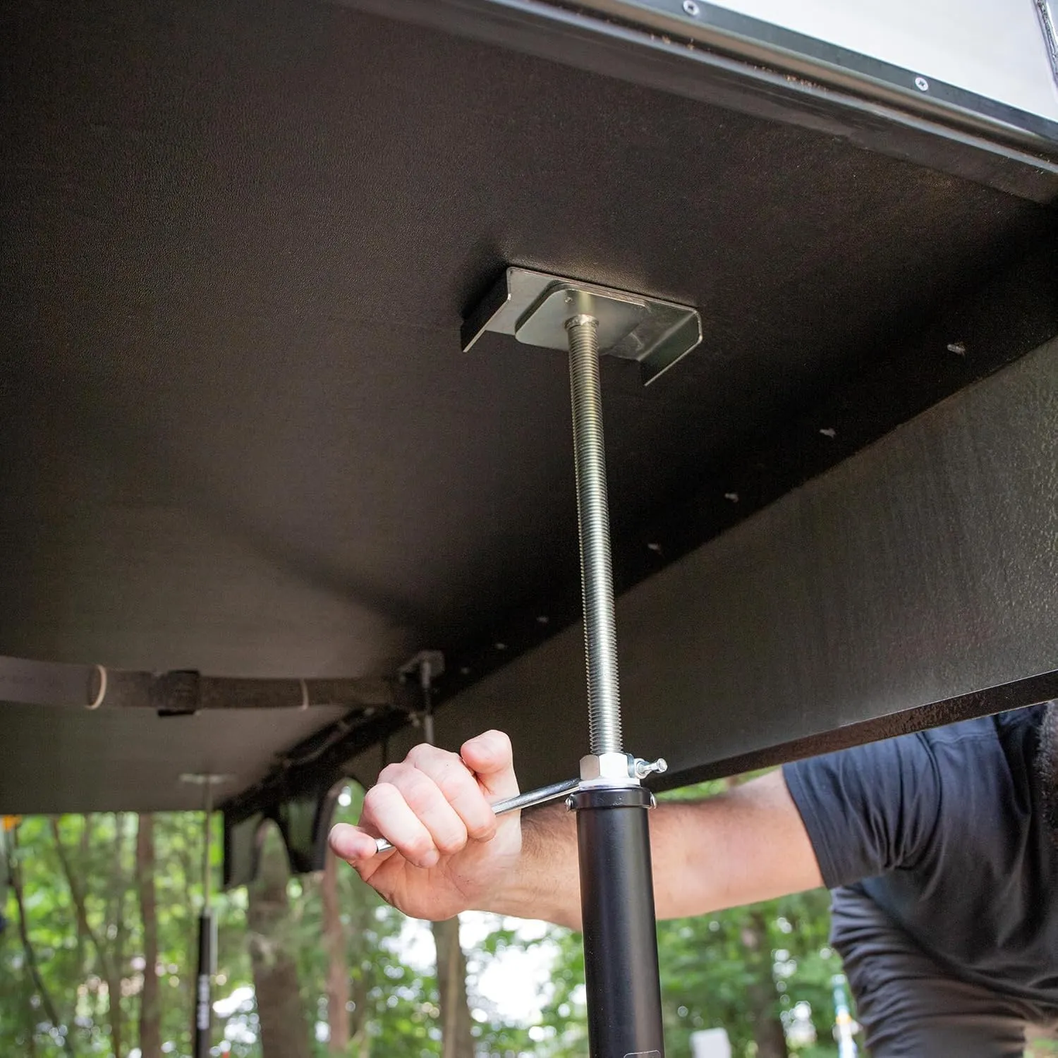 Camco Eaz-Lift Adjustable Camper/RV Slide-Out Supports - Features a 5,000lb Weight Capacity per Support, a Quick Release Pin, and Incremental Lock Positions - Adjusts from 19 to 49-In - 2-Pack (48870)