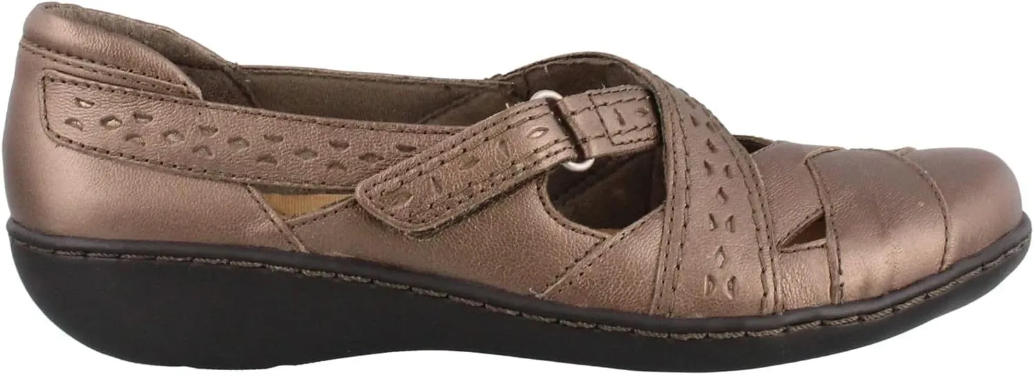 Clarks Women's Ashland Spin Q Slip-On Loafer