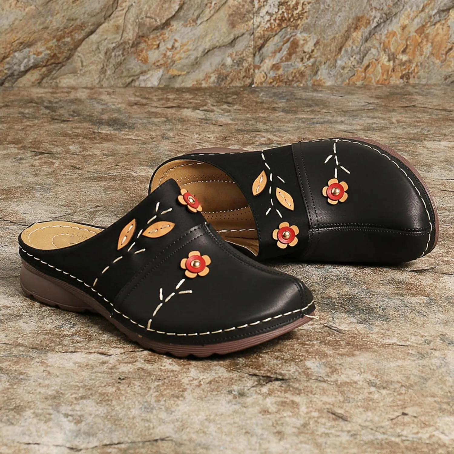 Clogs Shoes for Women Summer Leather Slippers Comfort Work Slip on Loafers Wide Fit Mules Beach Flowers Wedge Sandals Comfortable Closed Toe Walking Orthopedic Arch Support Platform Mule