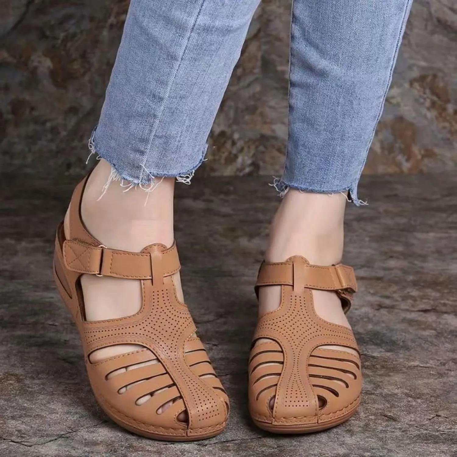 Closed Toe Sandals Women Arch Support Sandals Dressy Summer Ankle Strap Non-Slip Hollow Out Wedge Sandal Beach Shoes