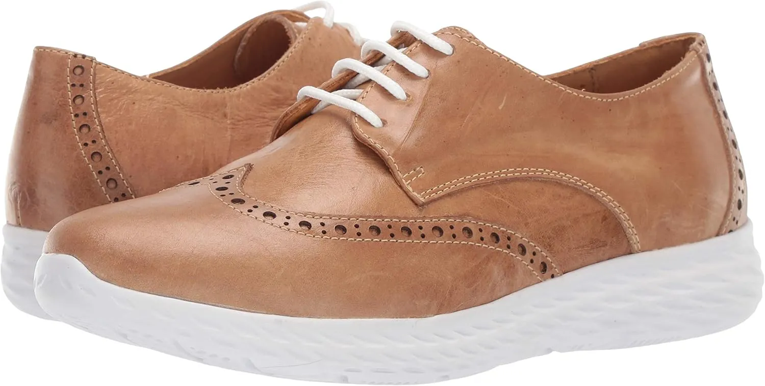 Driver Club USA Women's Leather Raleigh Extralight Wingtip Sneaker Loafer