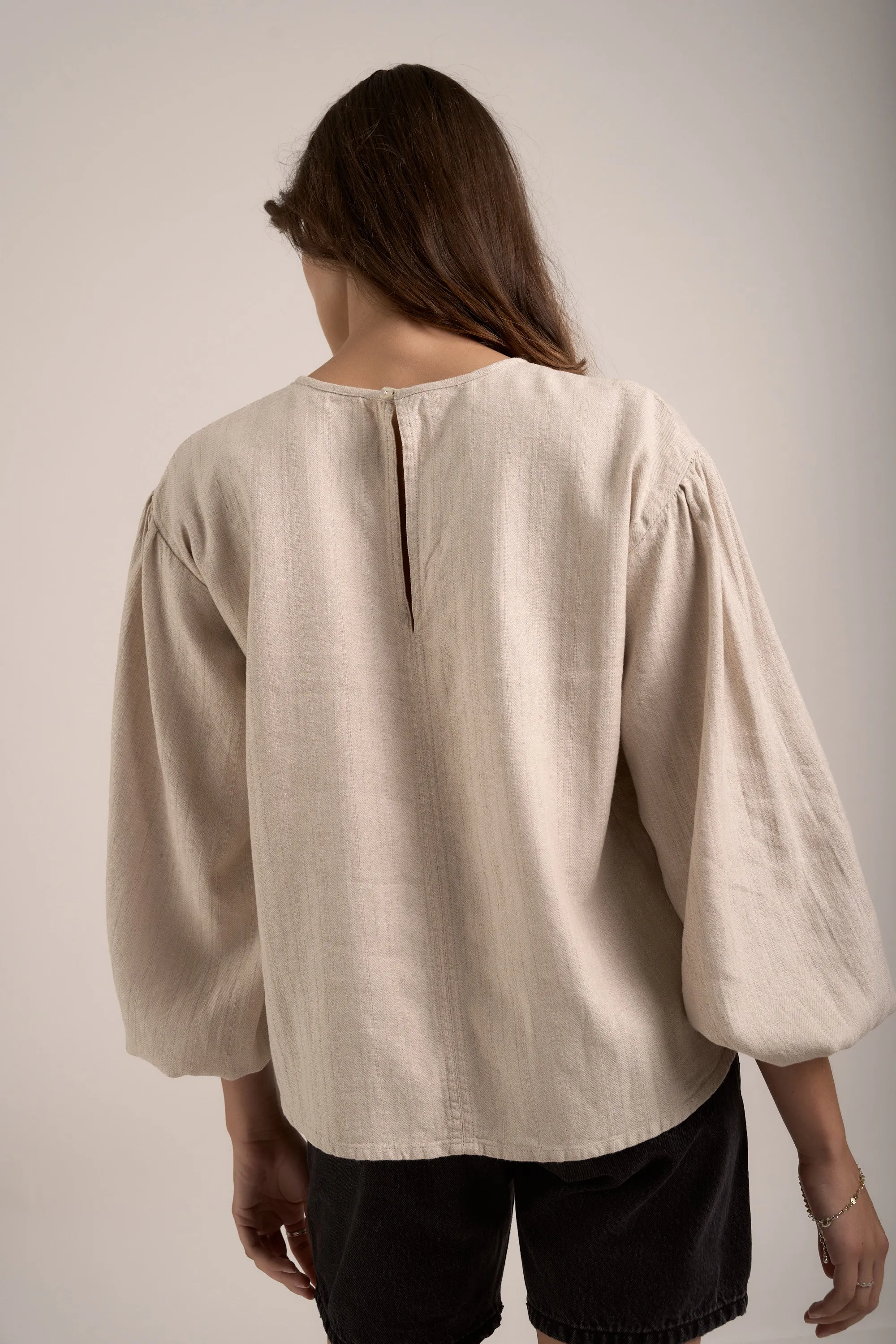 Elementary Pleated Linen Top