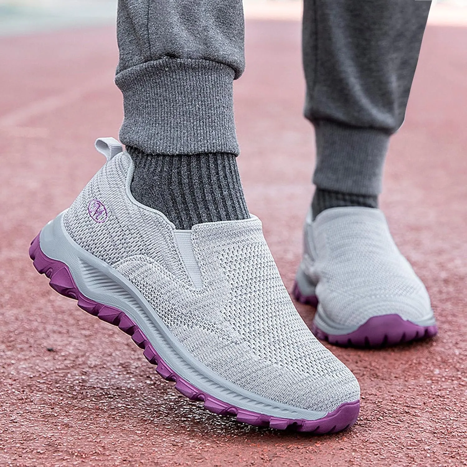 Foreign Trade New Flying Weaving Mesh Breathable Women's and Men's Shoes Round Head Low Top Classic Nylon Sneaker Womens