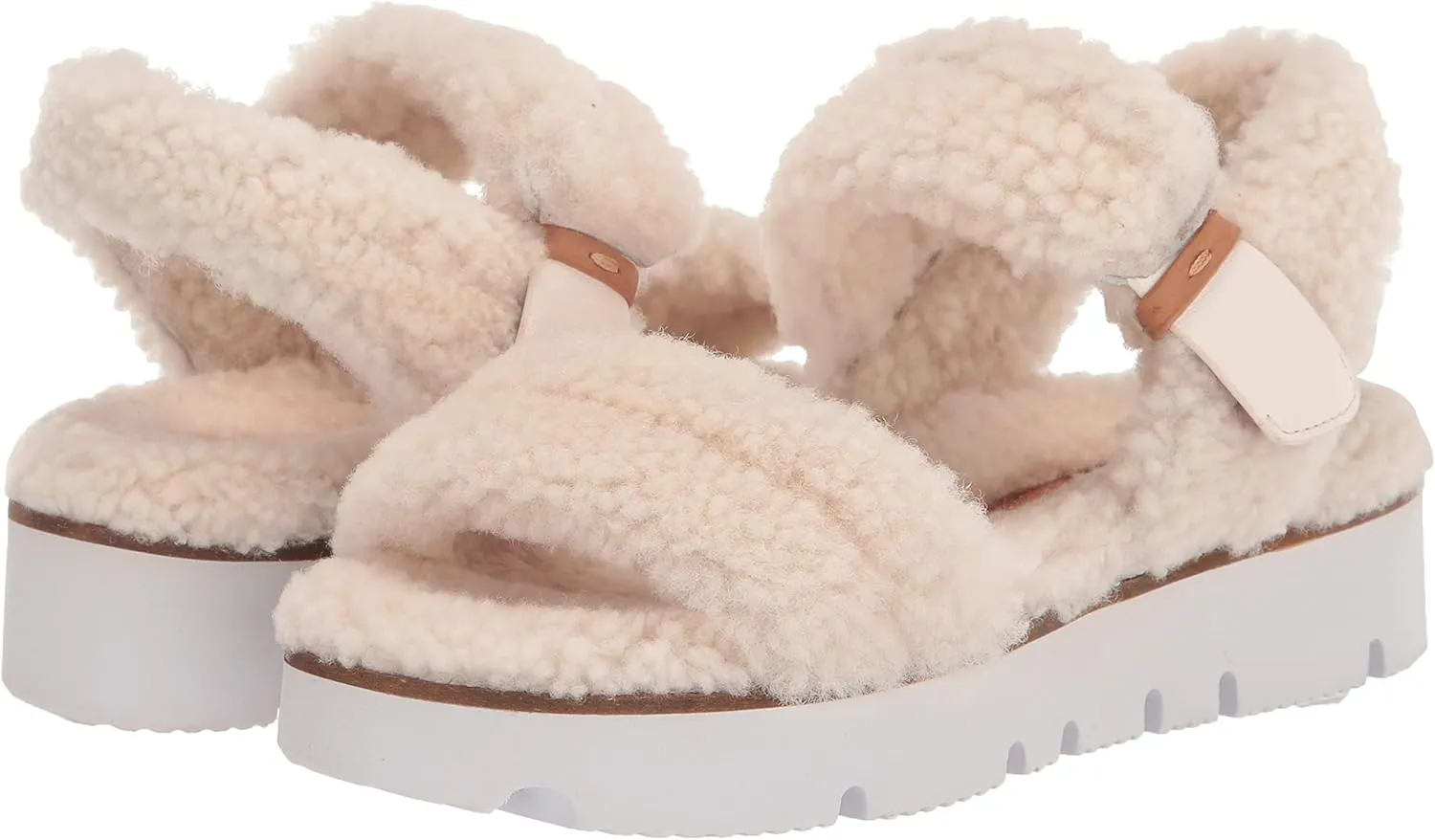 Gentle Souls by Kenneth Cole Women's Lavern Puff Cozy Sandal