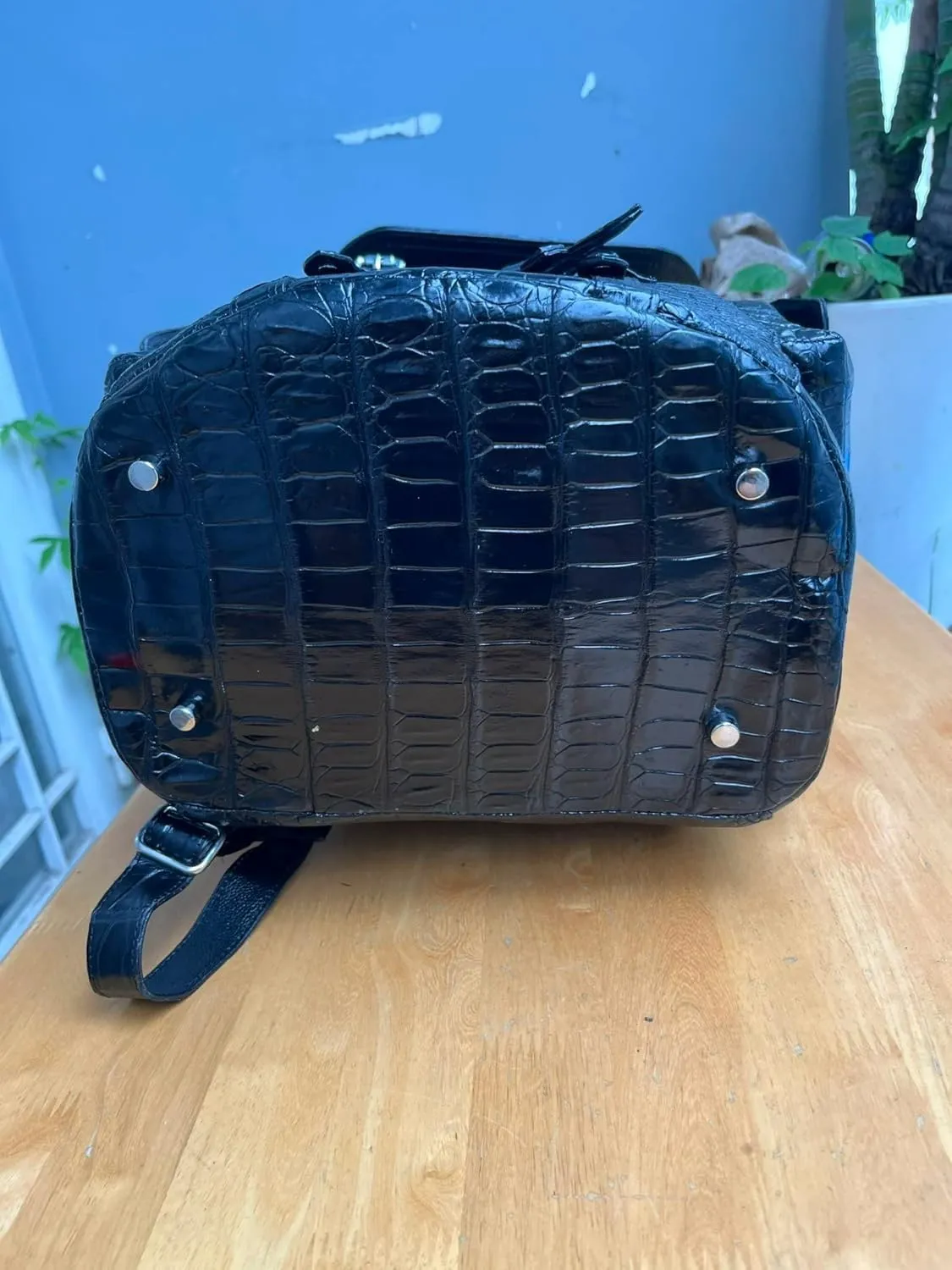 Genuine Alligator Leather Skin Backpack for mens women's Crocodile bag for men (Black)