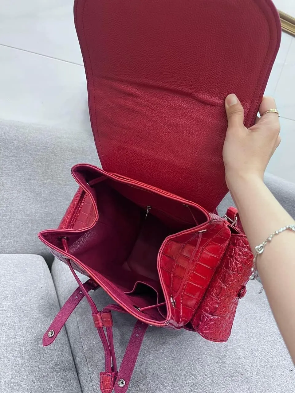 Genuine Alligator Leather Skin Backpack for mens women's Crocodile bag for men (Burgundy)