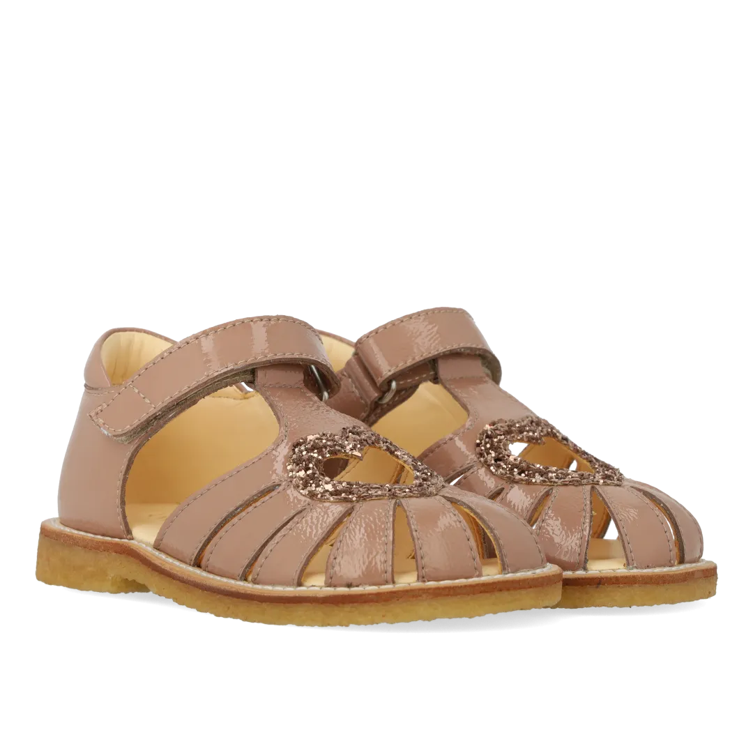 Heart sandal with sparkling glitter heart