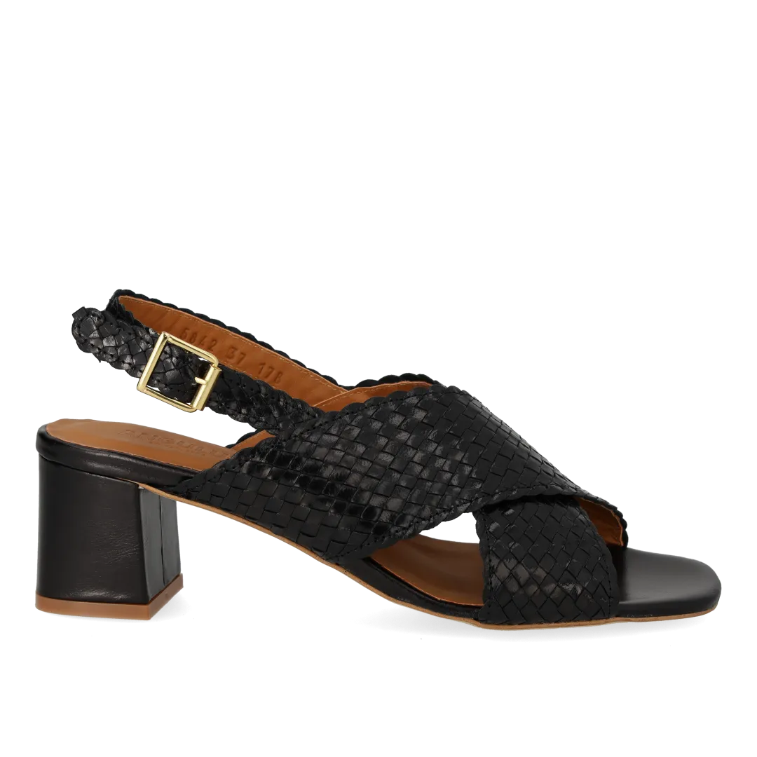 High cross sandal in hand-braided leather