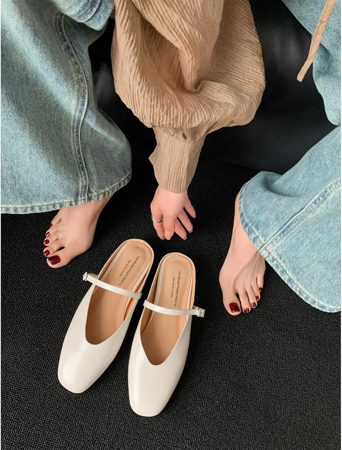 Kluolandi Flat Mules for Women Round Toe Slip On Slides Shoes with Strap Backless Flats Womens Mules