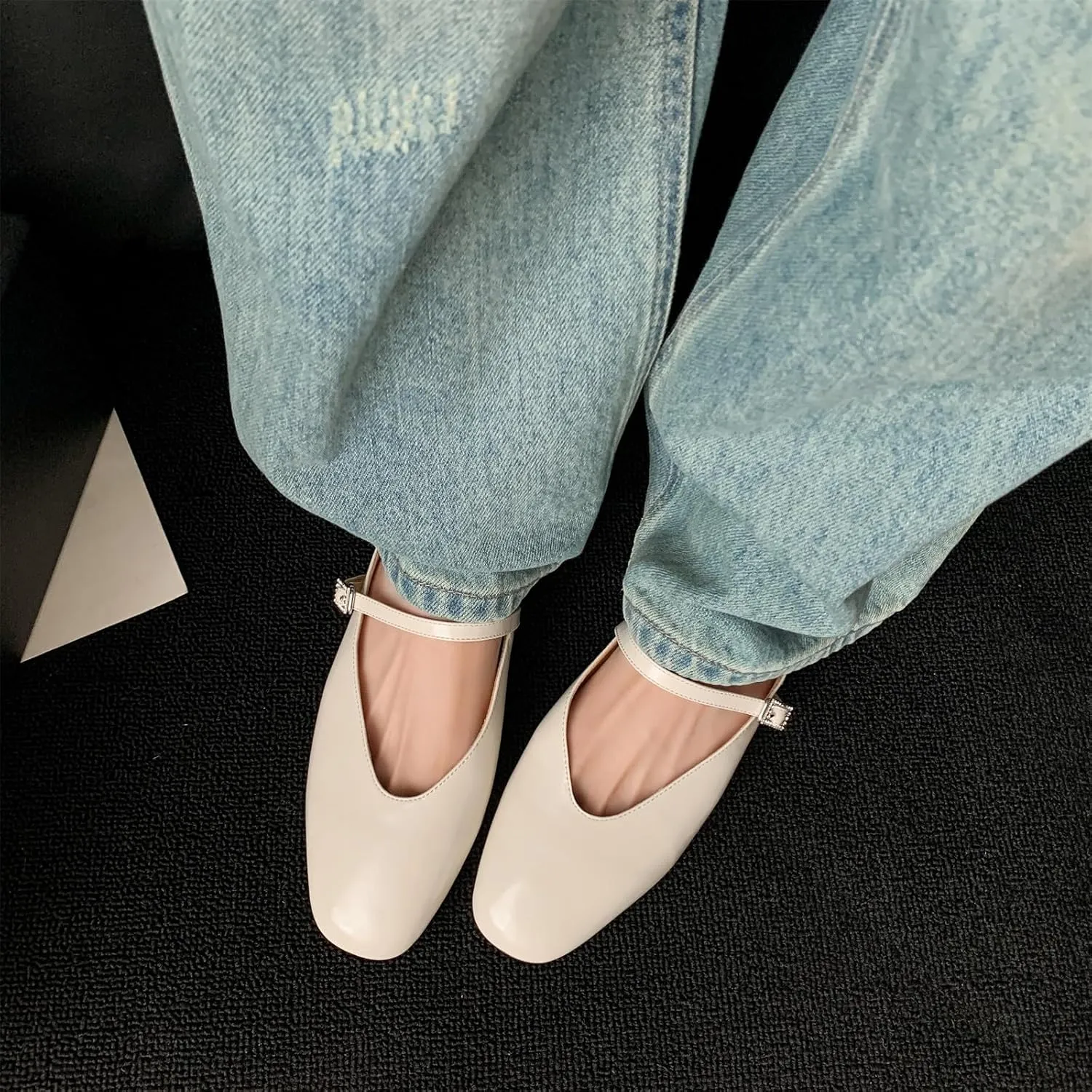 Kluolandi Flat Mules for Women Round Toe Slip On Slides Shoes with Strap Backless Flats Womens Mules