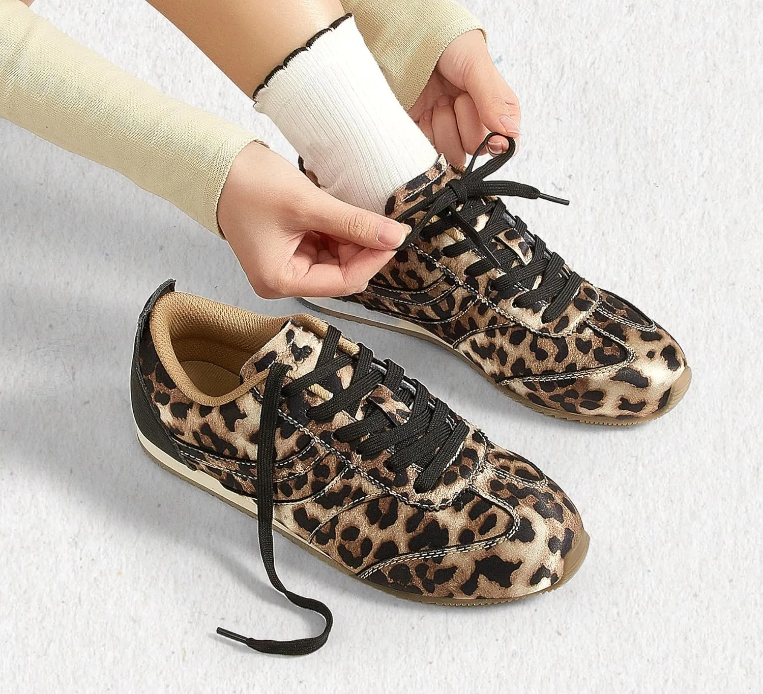 LUCKY STEP Women's Fashion Sneakers Low Profile Trending Lightweight Comfortable Casual Walking Workout Retro Athletic Low Top Tennis Shoes