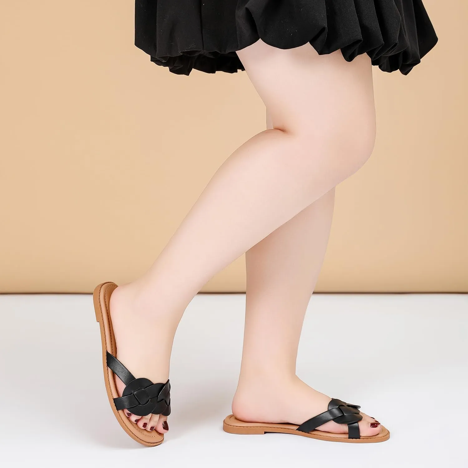 Luoika Women's Wide Width Flat Slides Sandals, Casual Comfortable Summer Beach Shoes Slip on Slide Sandal for Women.