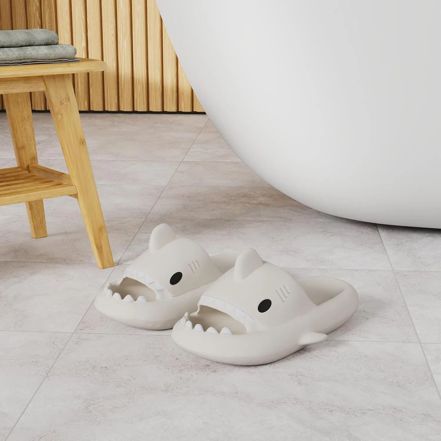 Men's and Women's Shark Slides Cloud Slippers Summer Novelty Open Toe Slide Sandals Anti-Slip Beach Pool Shower Shoes with Cushioned Thick Sole