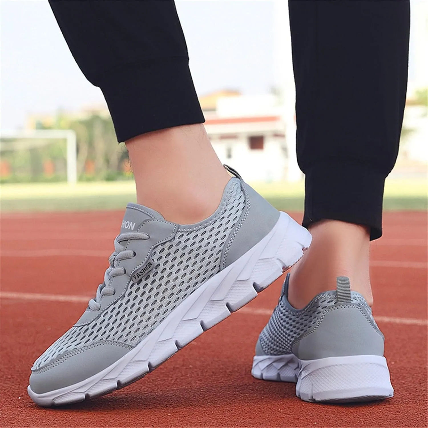 Men's Breathable Mesh Running Shoes Lightweight Breathable Slip on Running Shoe Men's Breathable Barefoot Shoes