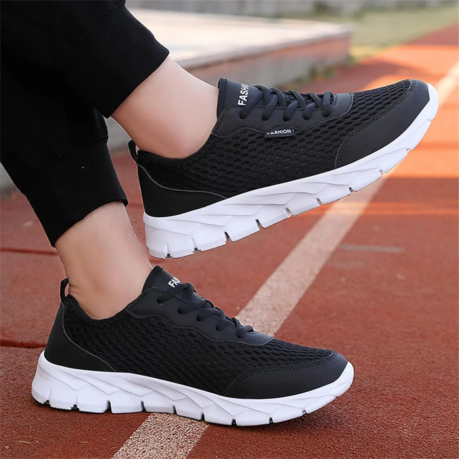Men's Breathable Mesh Running Shoes Lightweight Breathable Slip on Running Shoe Men's Breathable Barefoot Shoes