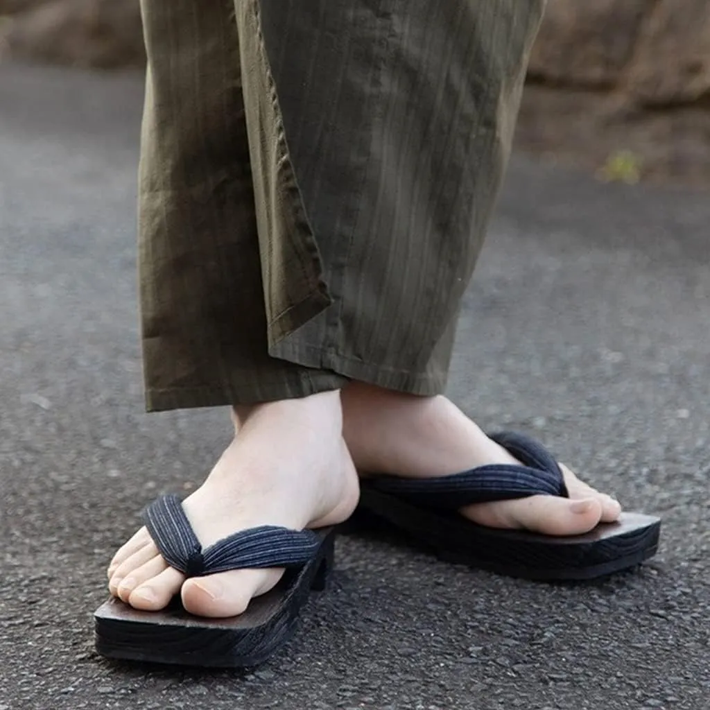Mens House Slippers Youth Wood Grain Japanese Traditional Clogs Geta Flat-Heeled Clogs Men's Flip Flops Sandals Wooden Two-Tooth Clogs Slippers Indoor for Women Men