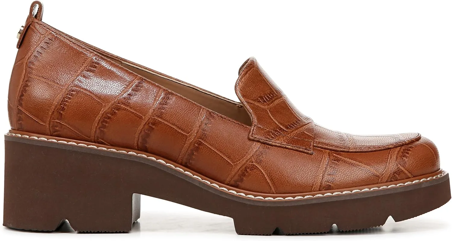 Naturalizer Women's Darry Slip-On Lightweight Lug Sole Heeled Loafer