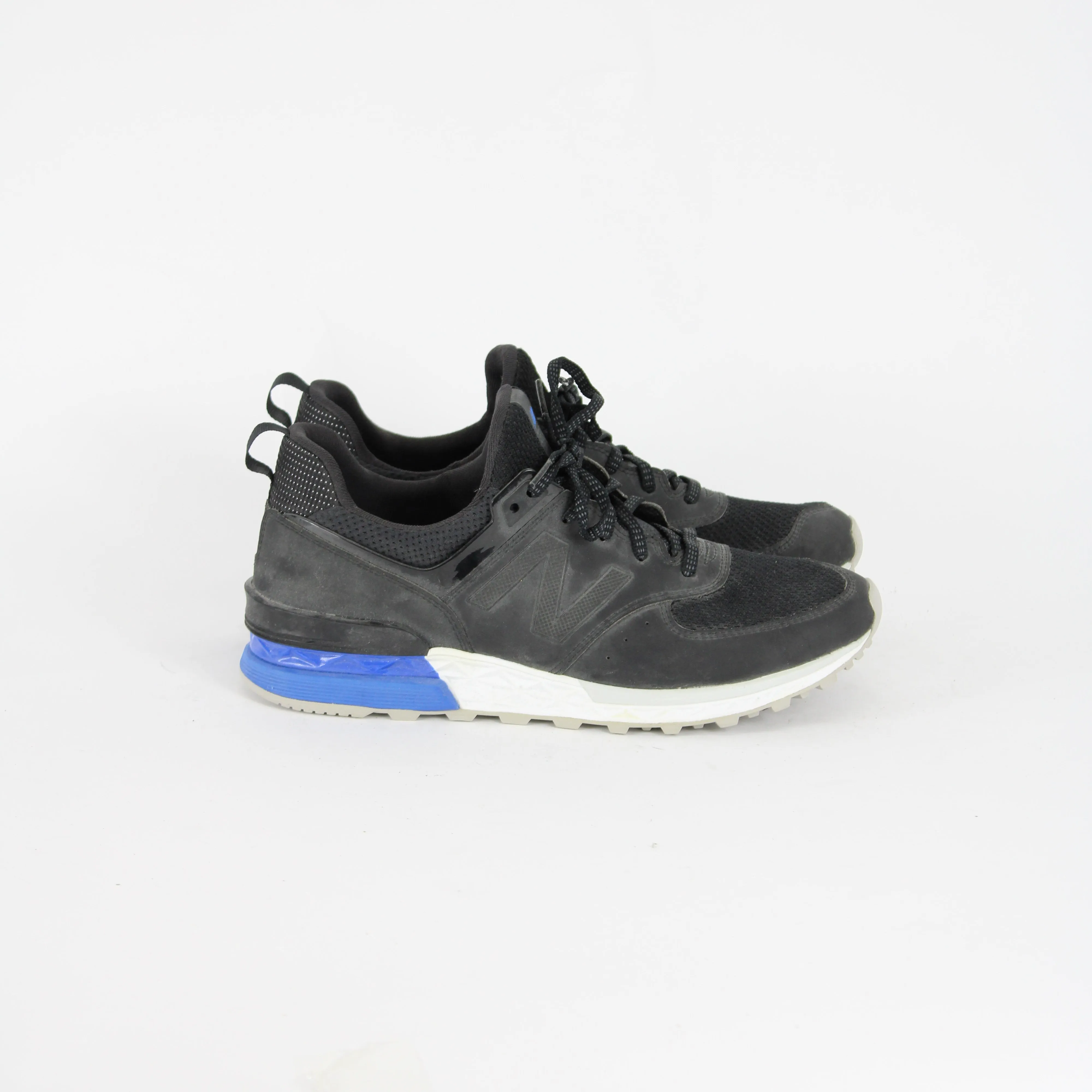 New Balance Black Low Top Sneakers