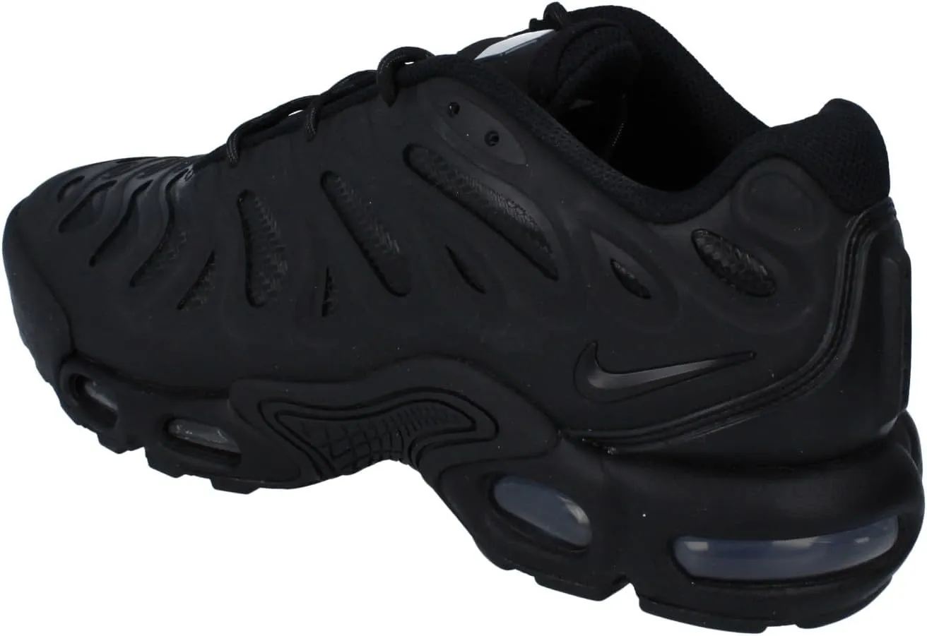 NIKE Men's Sneaker