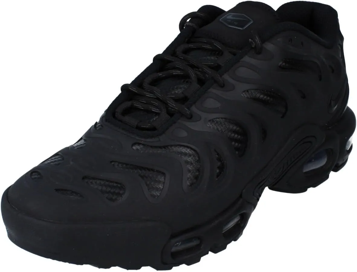 NIKE Men's Sneaker