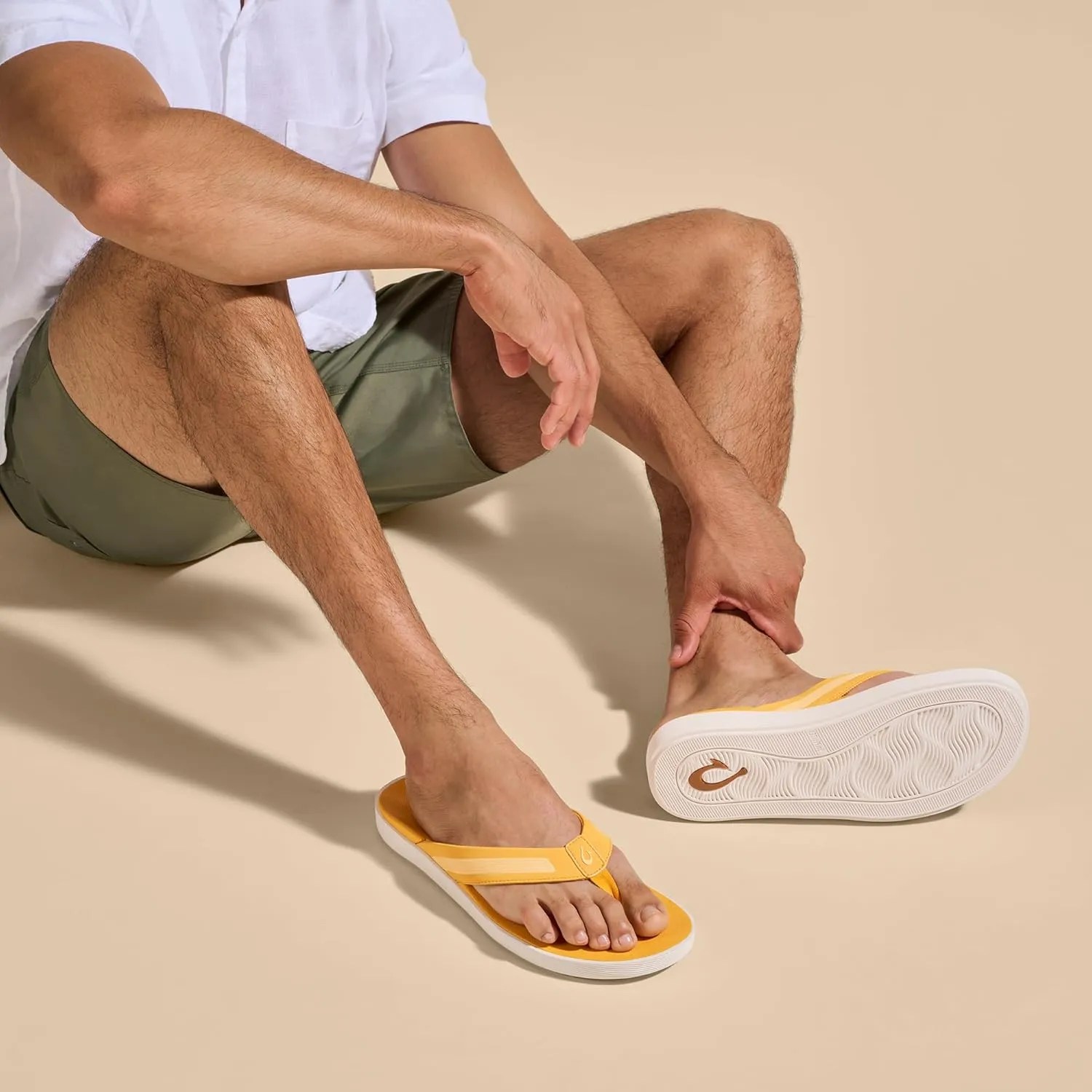 OLUKAI Leeward Men's Beach Sandals, Quick-Dry Flip Flop Slides, Water Friendly Versatility & Wet Grip Traction, Comfort Fit & Arch Support