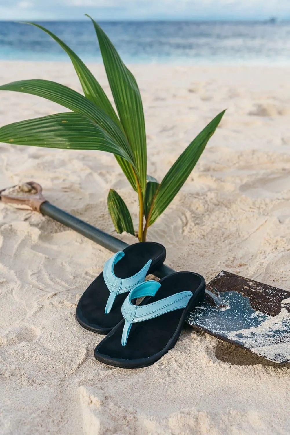 OLUKAI Ohana Women's Beach Sandals, Water Resistant Flip Flops, Arch Support & Comfort Fit, Lightweight & Durable, Enhanced Grip & Traction