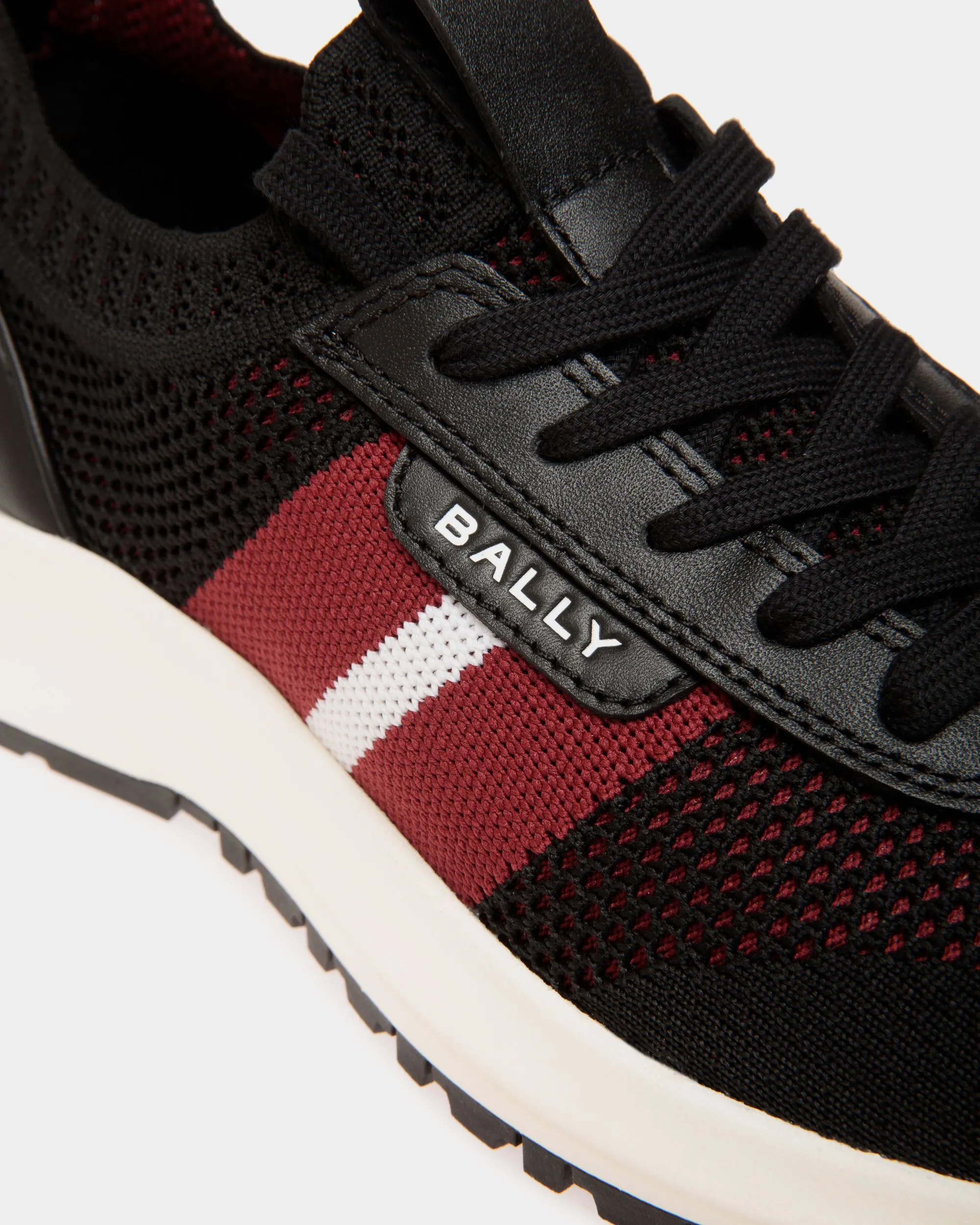 Outline Sneaker in Black Knit