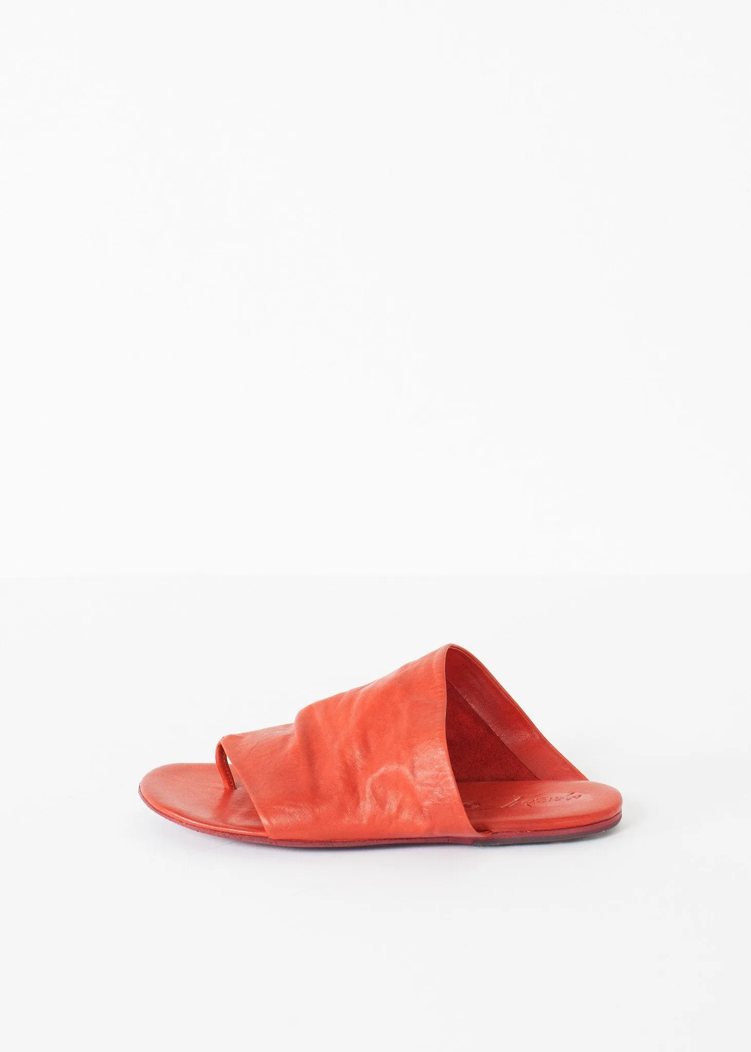 Sandal in Contemporary Arsella Red Lightweight