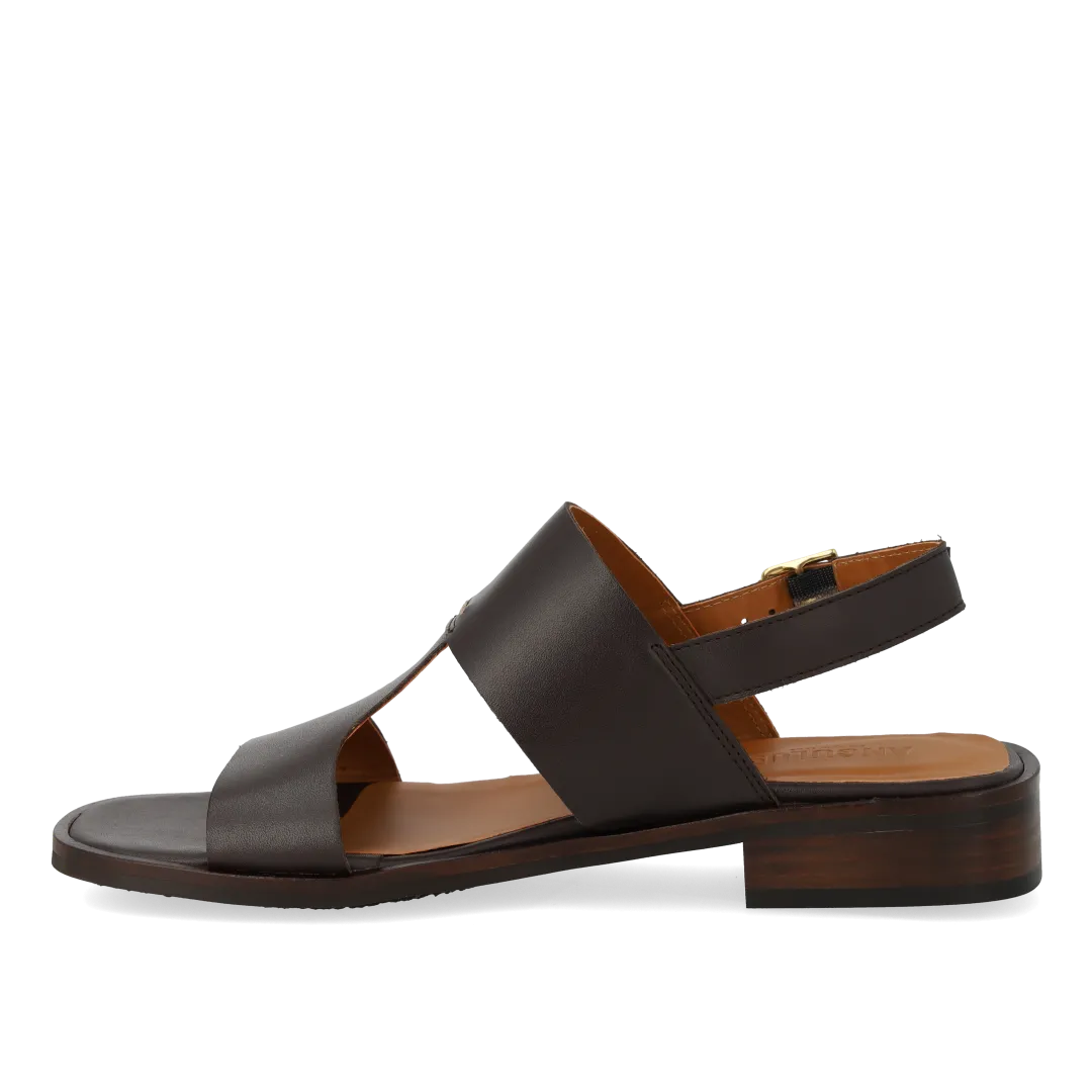 Sandal with decorative stitching detail