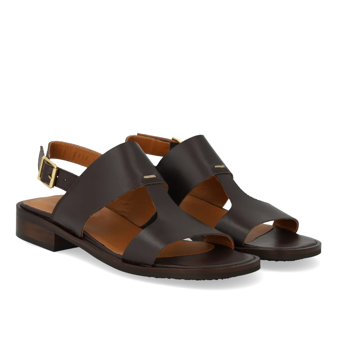 Sandal with decorative stitching detail