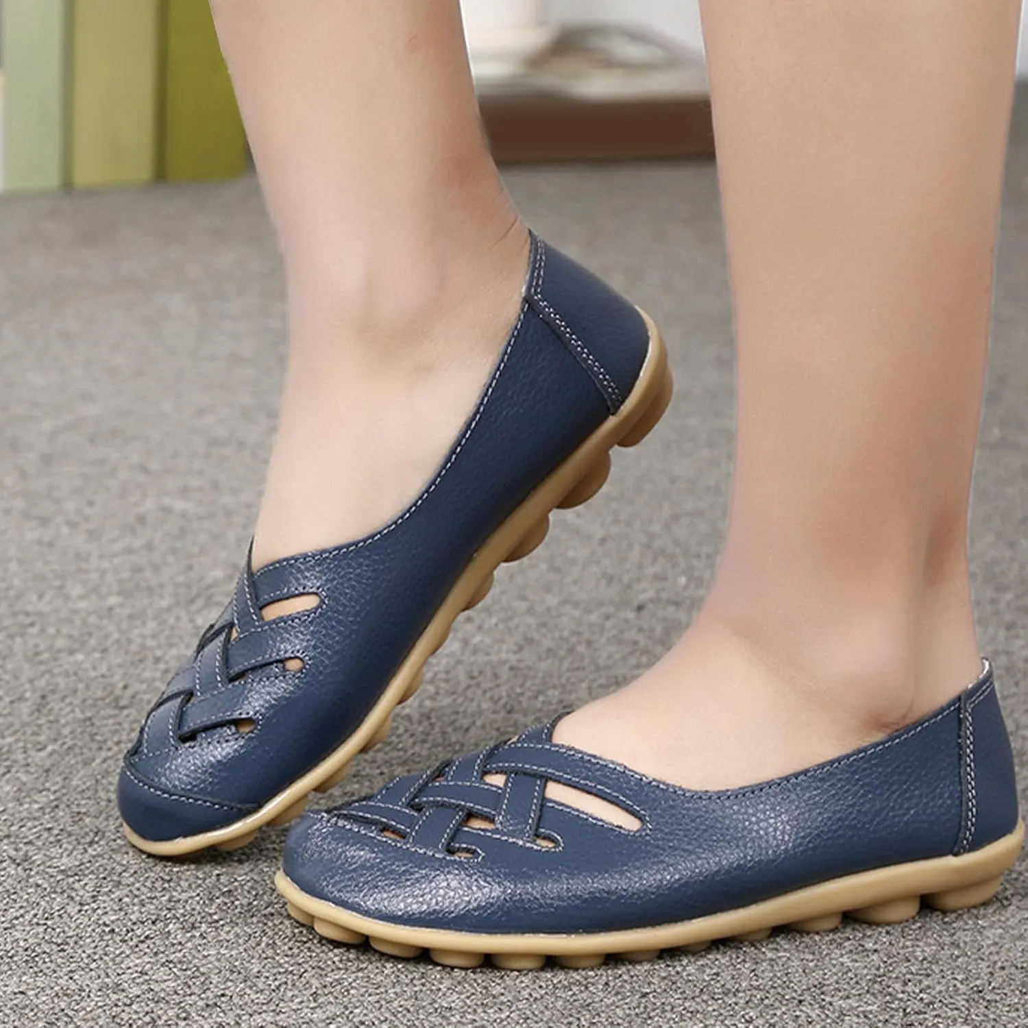 Sandals for Women 2025 Breathable Leather Loafers Hollow Soft-Soled Wedges Comfortable Cowhide Leather Shoes