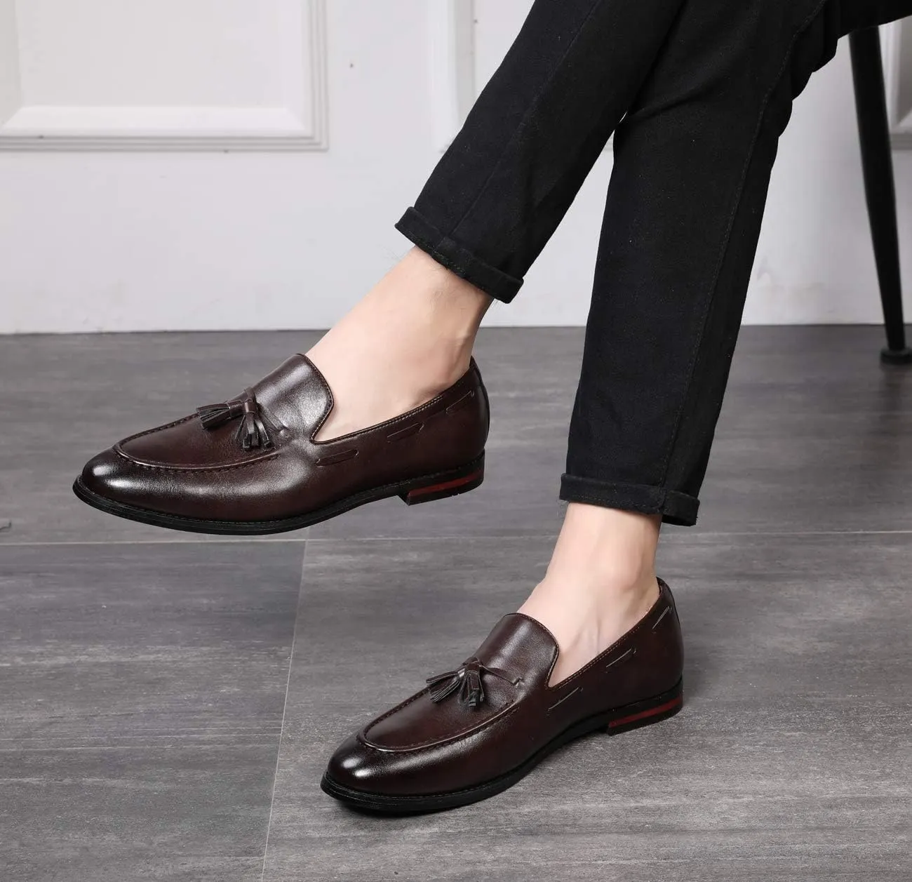 Santimon Mens Fashion Loafers Leather Casual Tassel Slip on Driving Flats Dress Shoes Black Brown
