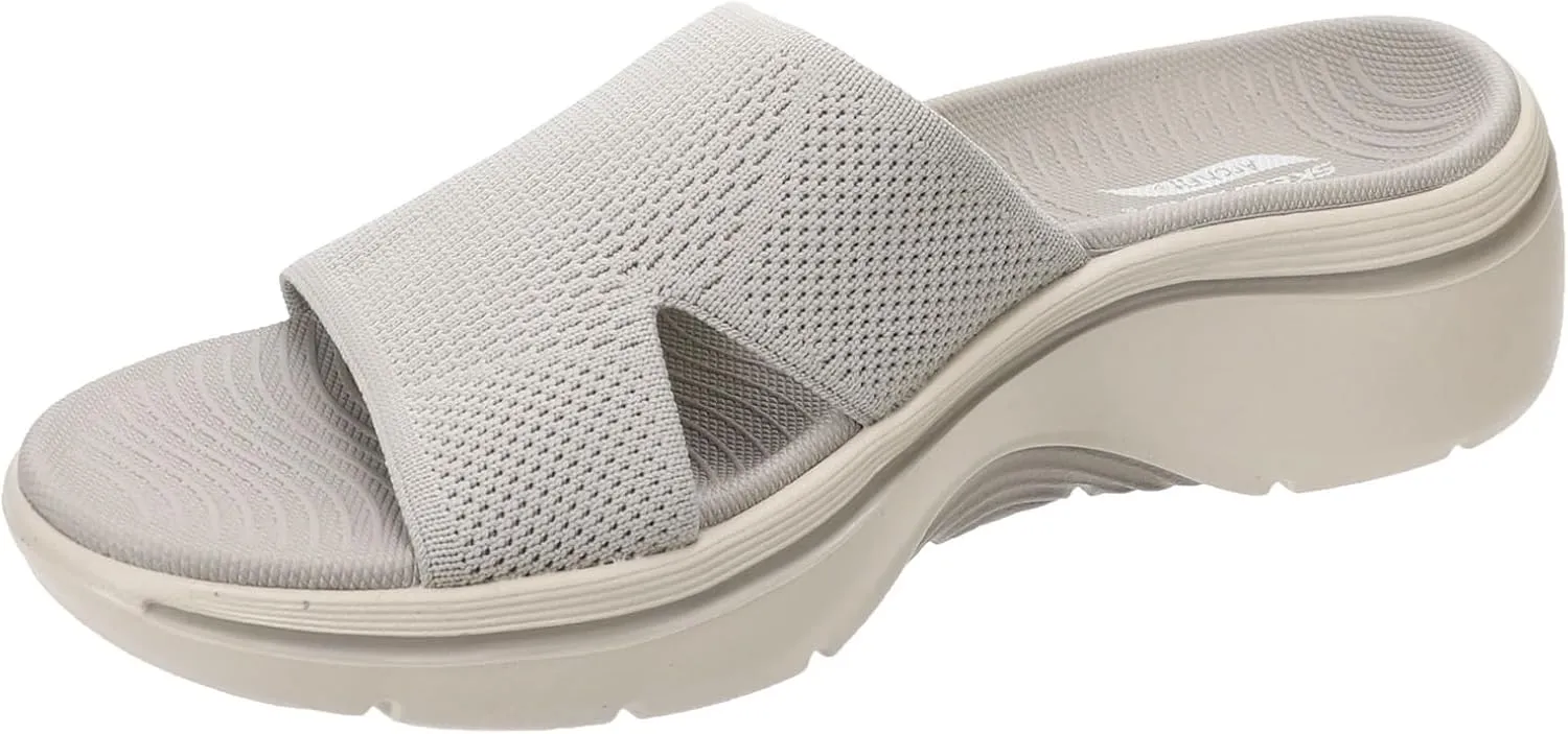 SKECHERS Women's Arch Fit 2.0 Quick-Dry Slide Flip-Flop