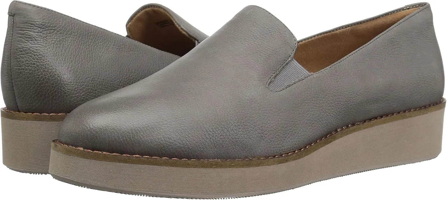 SoftWalk Women's Whistle Loafer