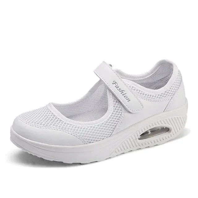 Stretchable Breathable Lightweight Walking Shoes