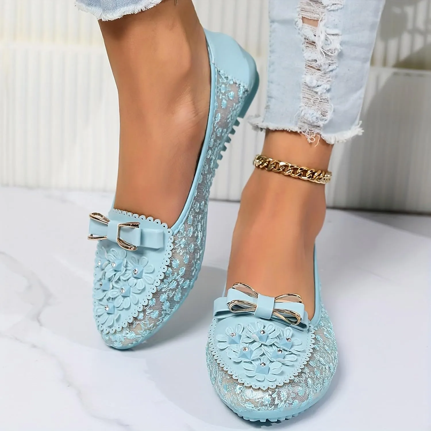 Summer Sandals for Women Women's Embroidery Lace Leather Flats Breathable Soft Sole Loafers Casual Ballet Shoes