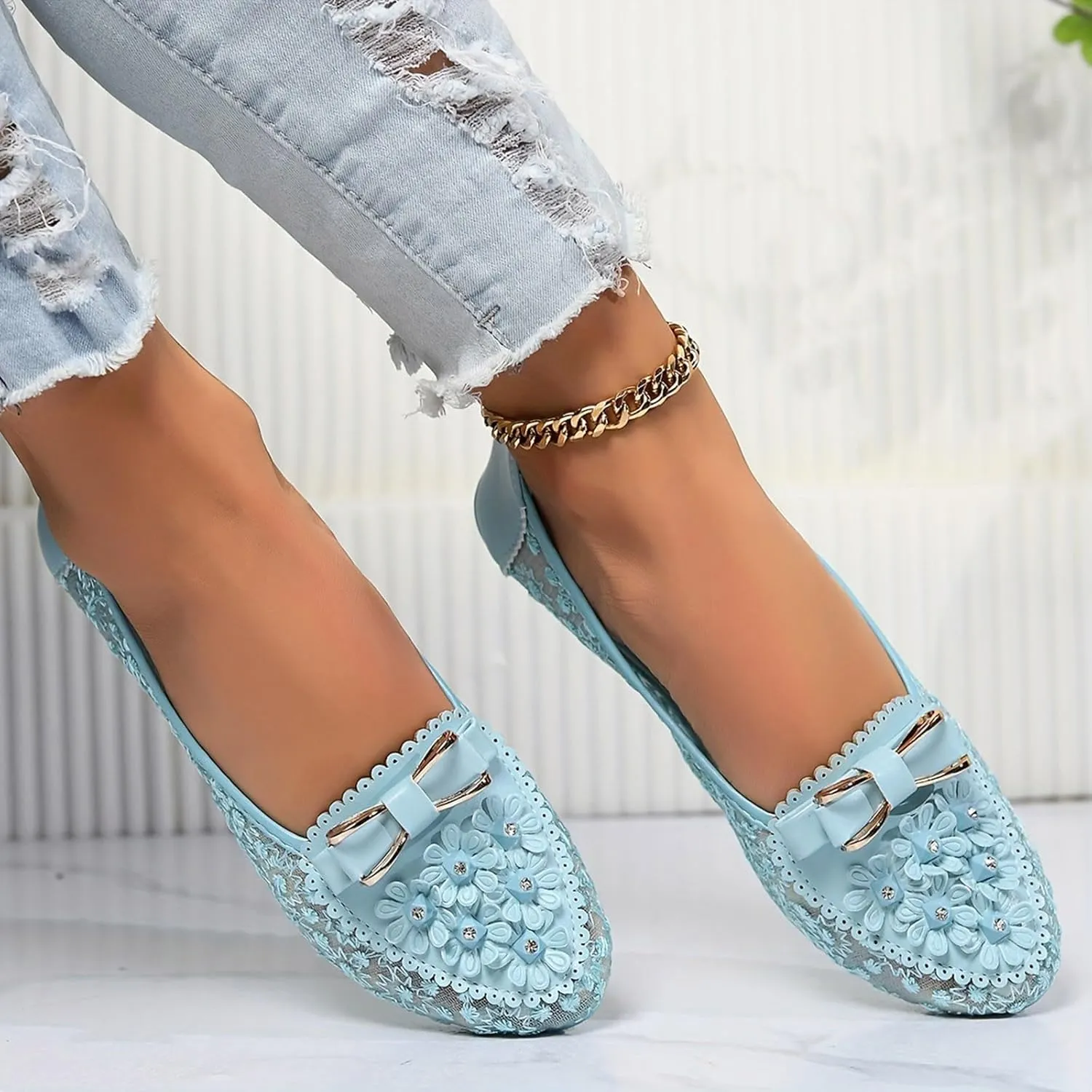 Summer Sandals for Women Women's Embroidery Lace Leather Flats Breathable Soft Sole Loafers Casual Ballet Shoes