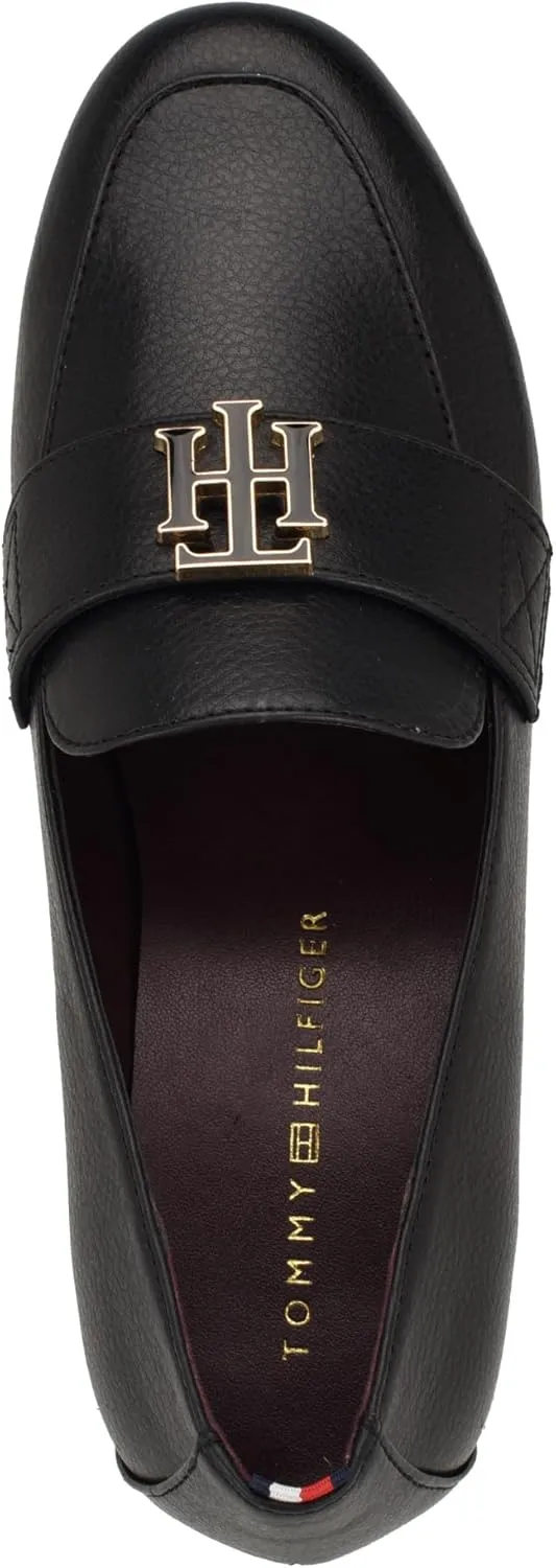 Tommy Hilfiger Women's Cyndia Loafer