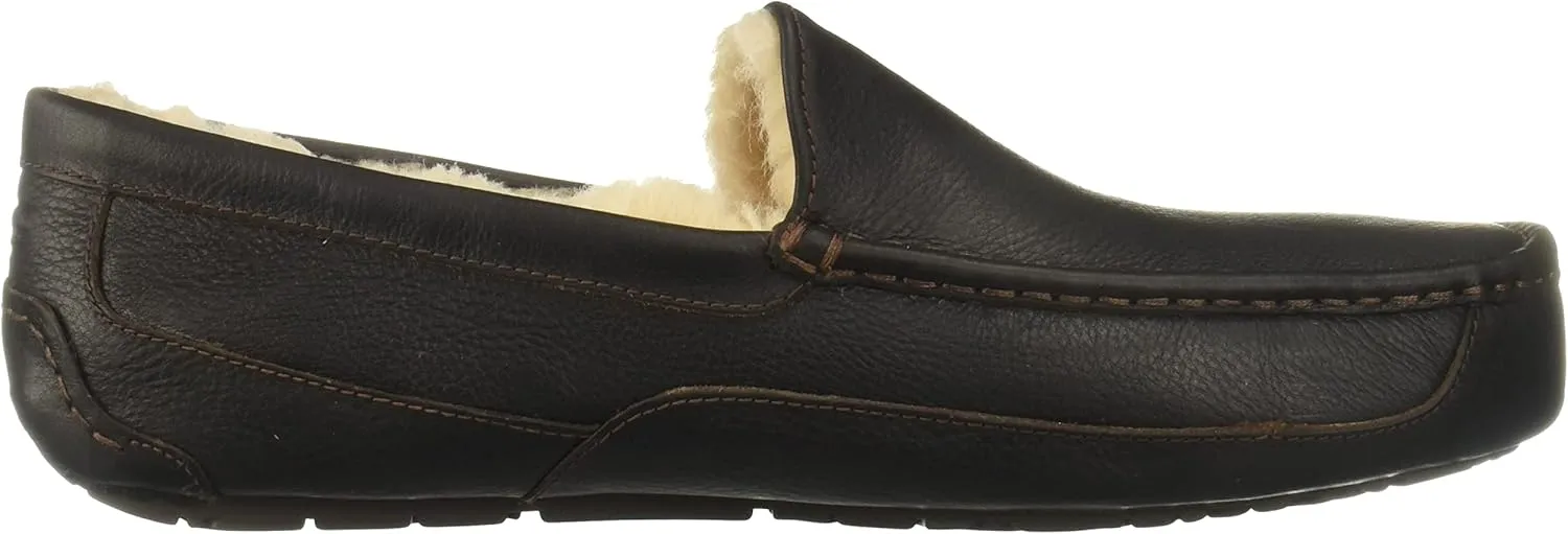 UGG Men's Leather Ascot Slipper