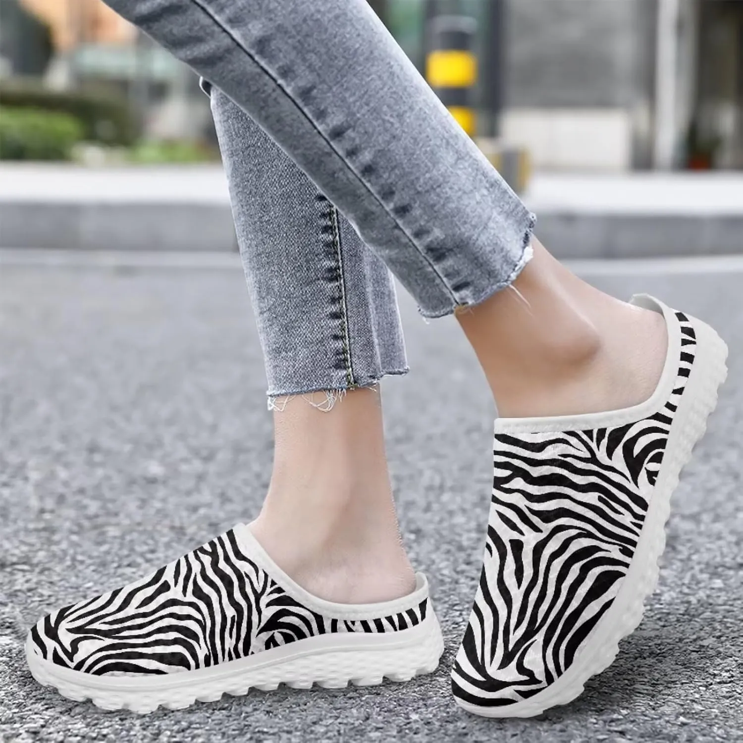 Women's Backless Walking Sneakers Slip-on Mule Shoes Closed Toe Slippers Lightweight Anti Skid Footwear