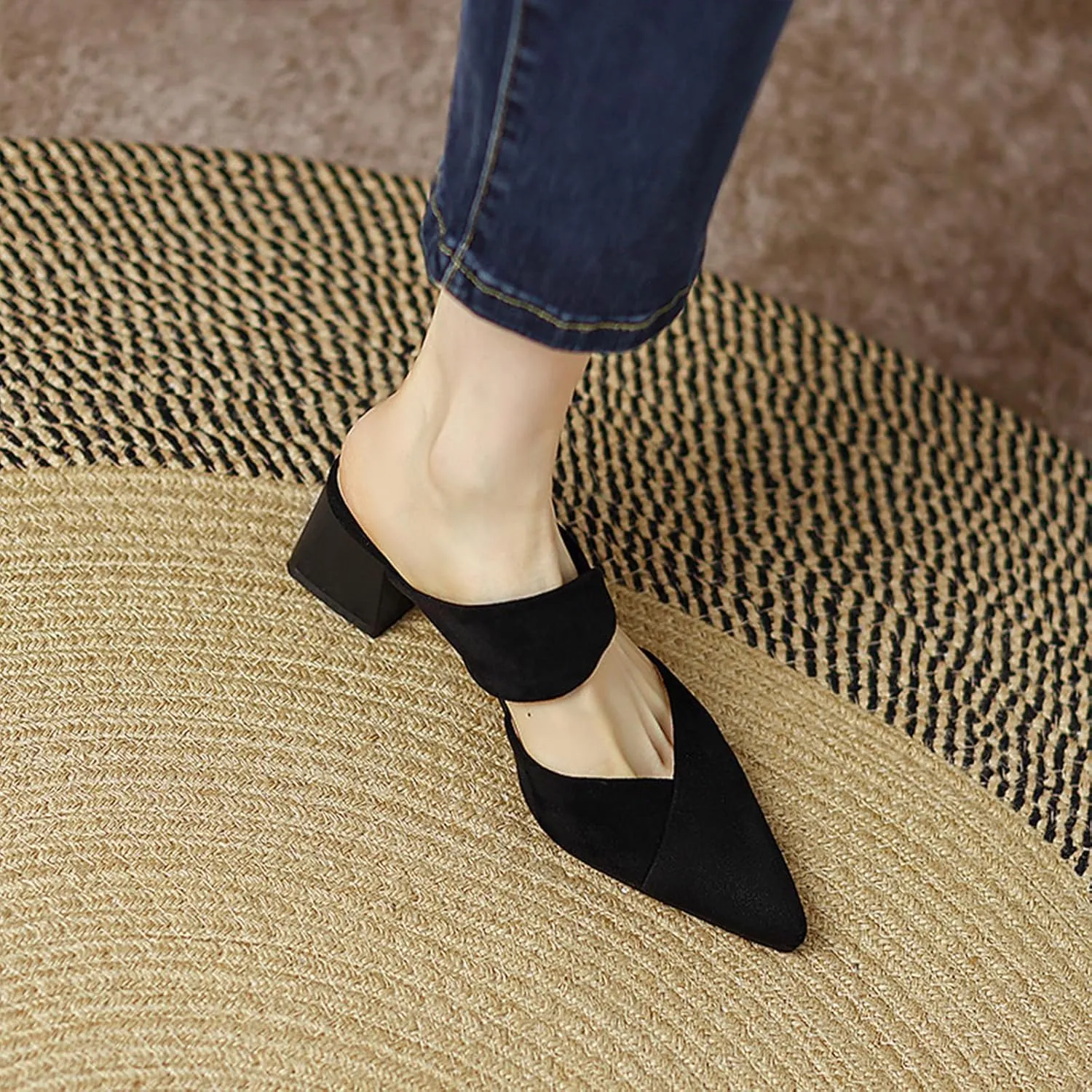 Women'S Elegant Suede Chunky Block Heel Mule Sandals closed Pointed Toe Slip On Comfy Soft backless Pumps Shoes For Sexy Cute Party Wedding Shoes