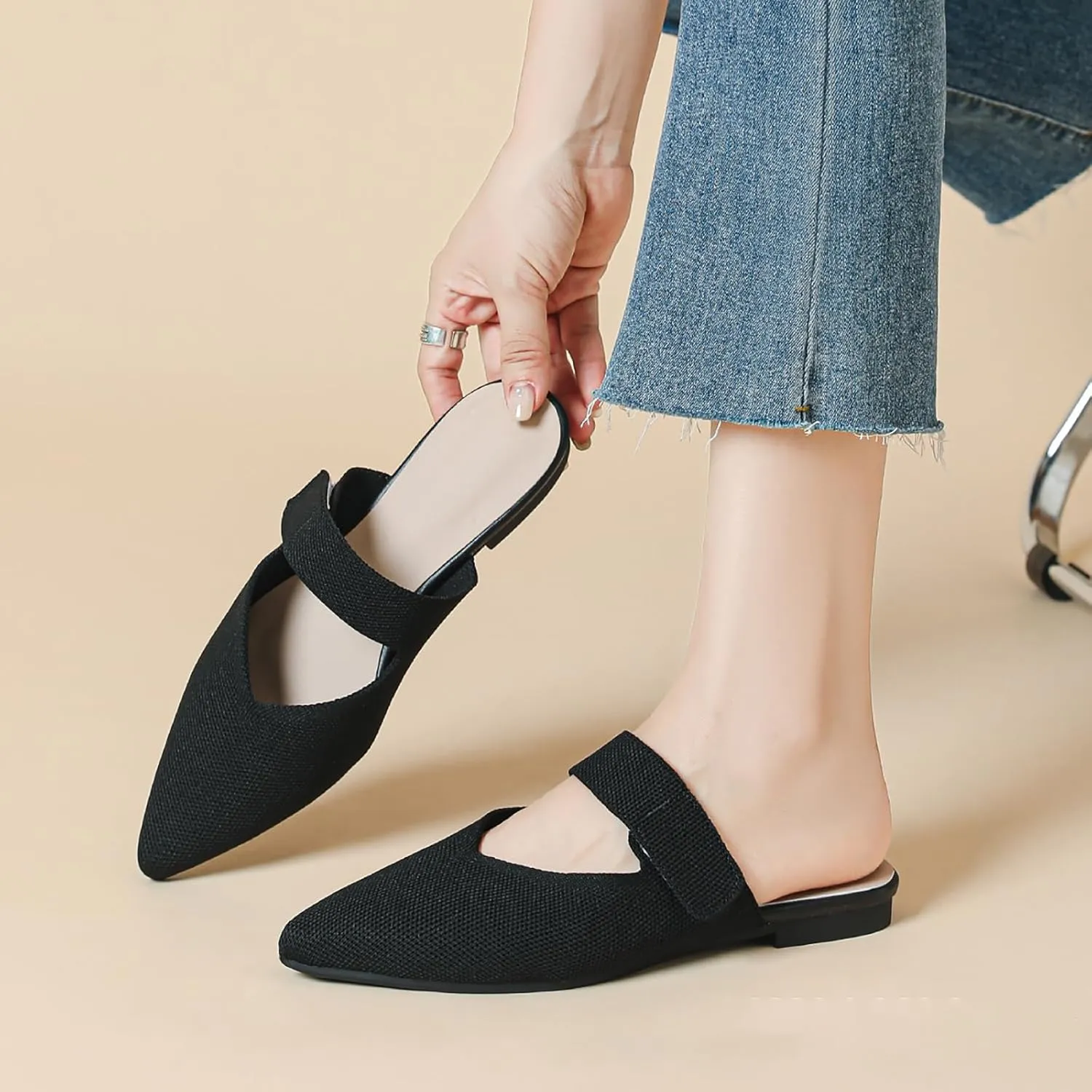 Women's Knitted Pointed Toe Flat Mules Summer Fashion Hook&Loop Slide Slippers Comfortable Slip On Breathable Backless Mesh Casual Flats Sandals mules for women