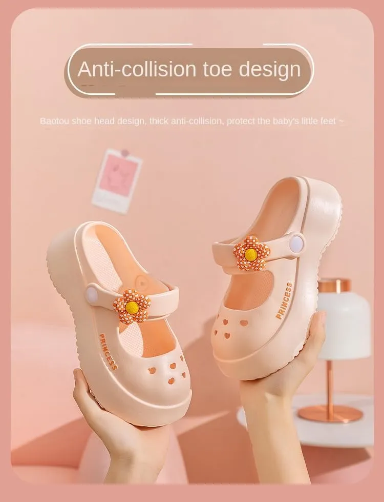 Women's Platform Clogs - Flower Cut-Out Slide Sandals for Fashionable Outdoor Beach Wear