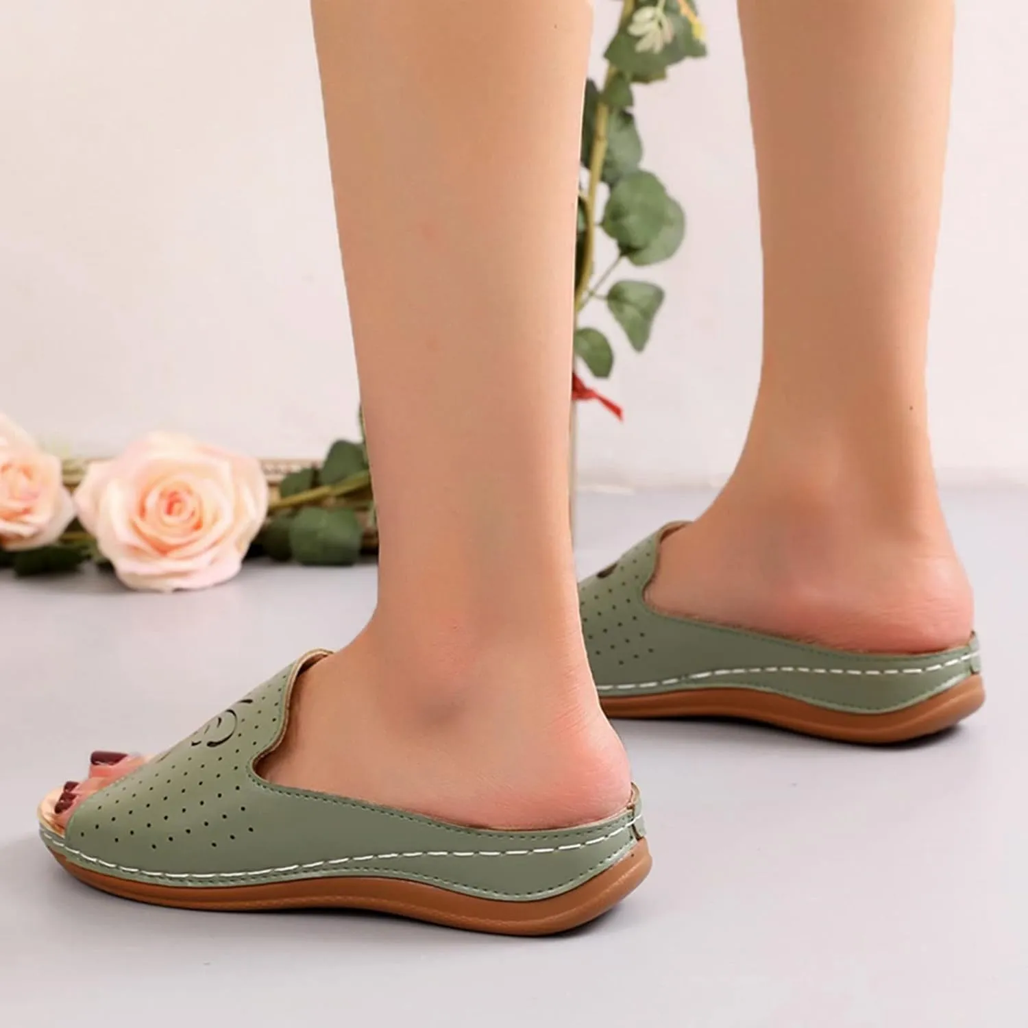 Women's Slide Sandals Ladies Hollow Slippers Summer Sandals Spring And Fashion Roman Flat Women's