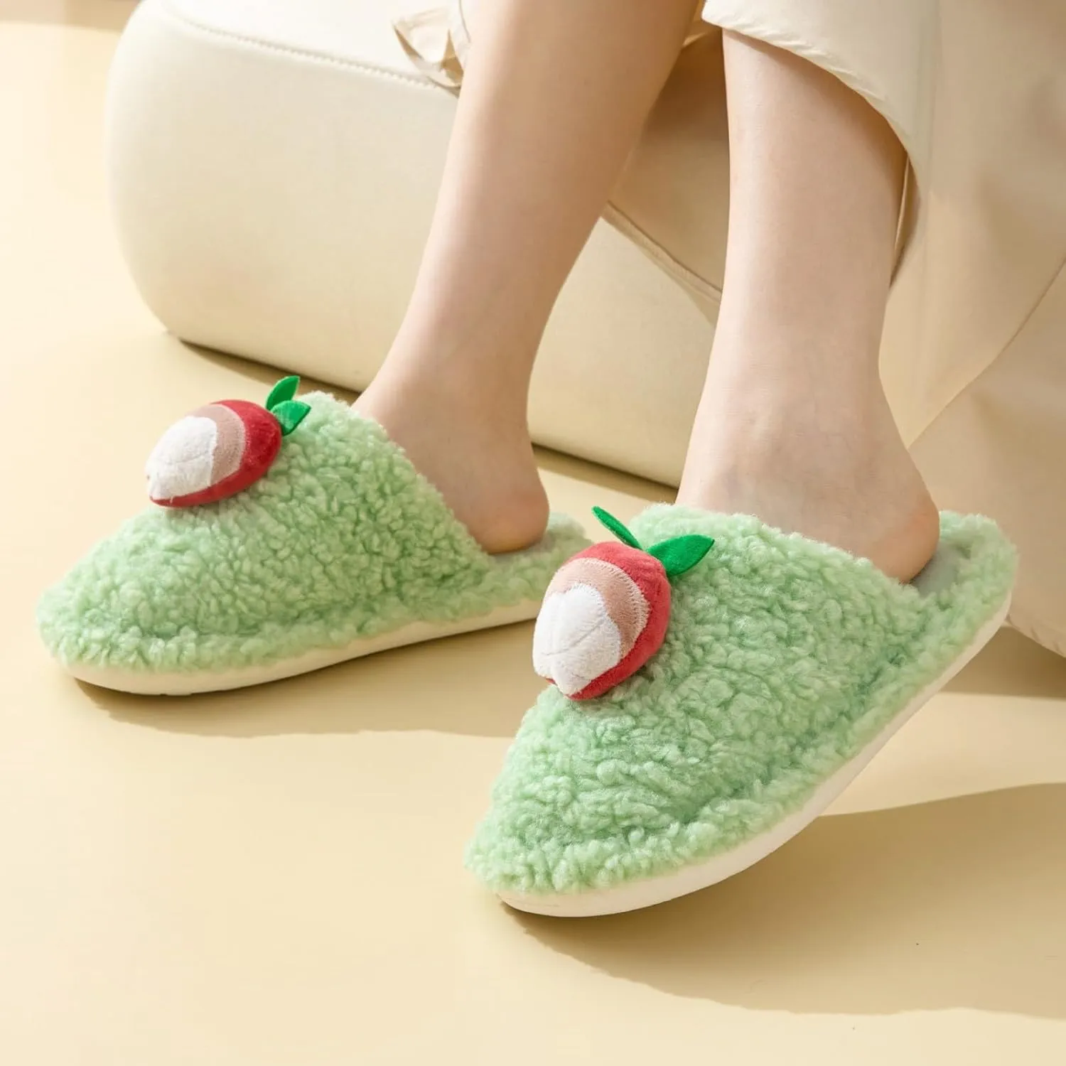 Womens Slippers Fashion Winter Warm Bedroom Shoes Soft Warm Slip On House Slippers Cozy Memory Foam Slippers