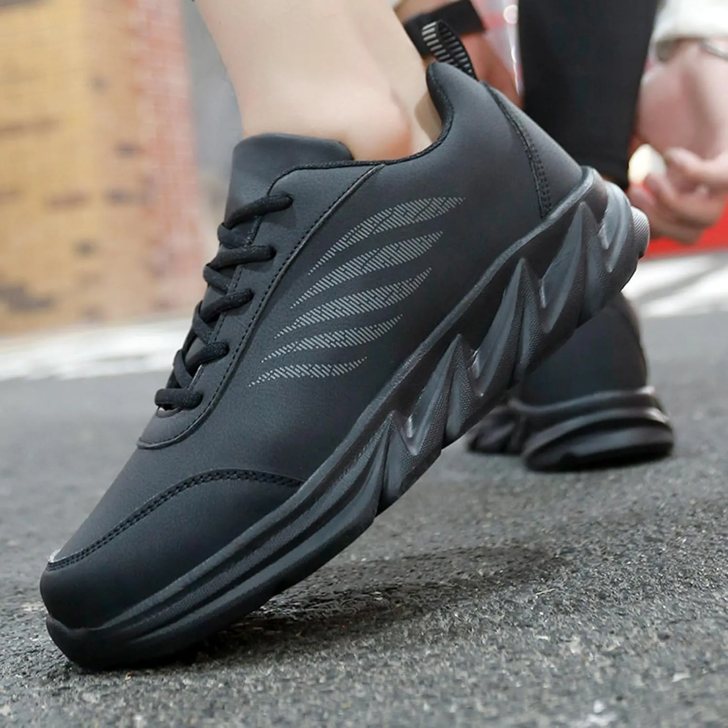 Workout Athletic Sport Shoes for Men Lace Up Lightweight Breathable Fashion Sneaker Wide Walking Shoes for Men