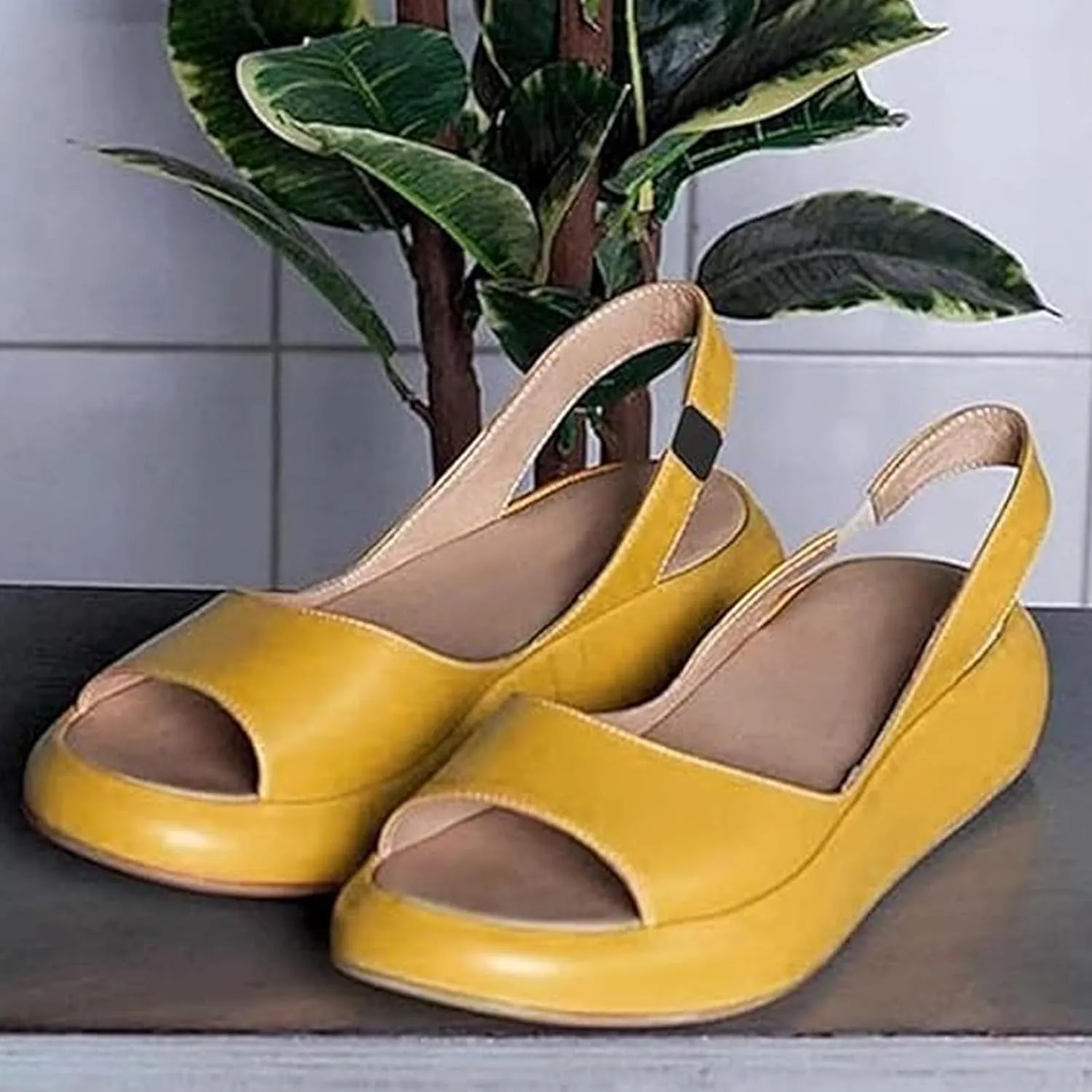 Yifare Sandal for Women，Women's Ultra-Comfy Casual Flat Orthopedic Sandals, Women's Sandals， Outfany Sandals